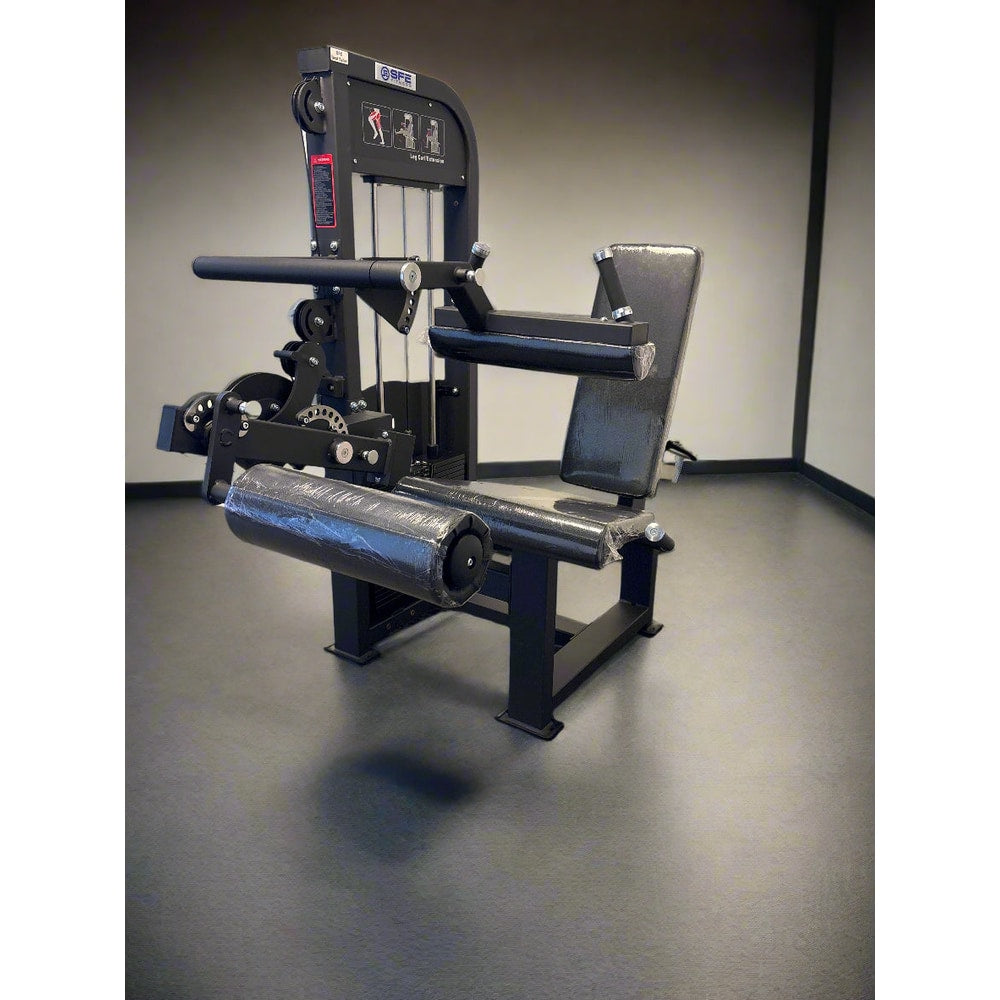 Selectorized Seated Leg Extension & Leg Curl Machine w/ 250lb weight stack (New)