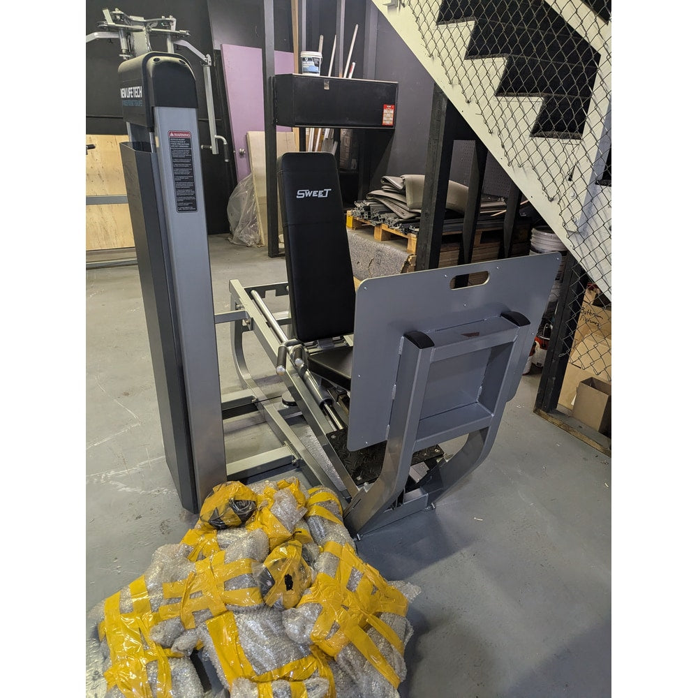 Sweet Selectorized Seated Leg Press